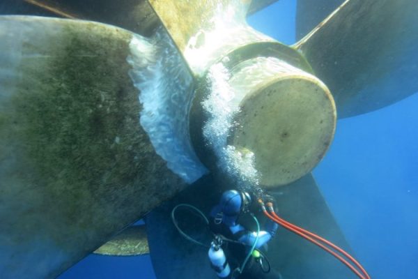 Underwater Hull Cleaning and Propeller Polishing of MT Advantage Summer